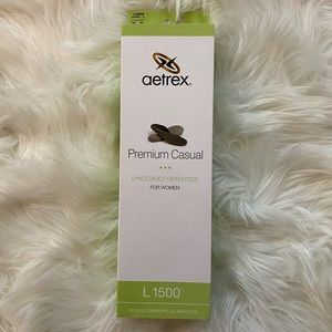 Aetrex orthotics (size 6)